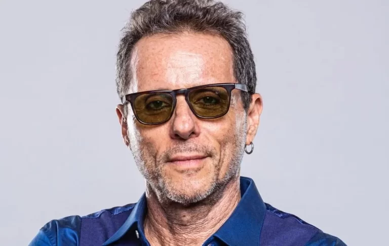 Tony Bellotto, dos Titãs, anuncia que está com câncer