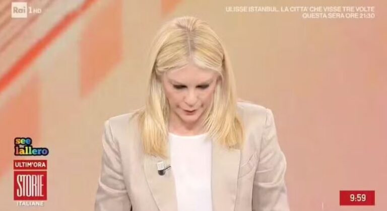 Apresentadora italiana se emociona ao vivo ao anunciar morte do Papa