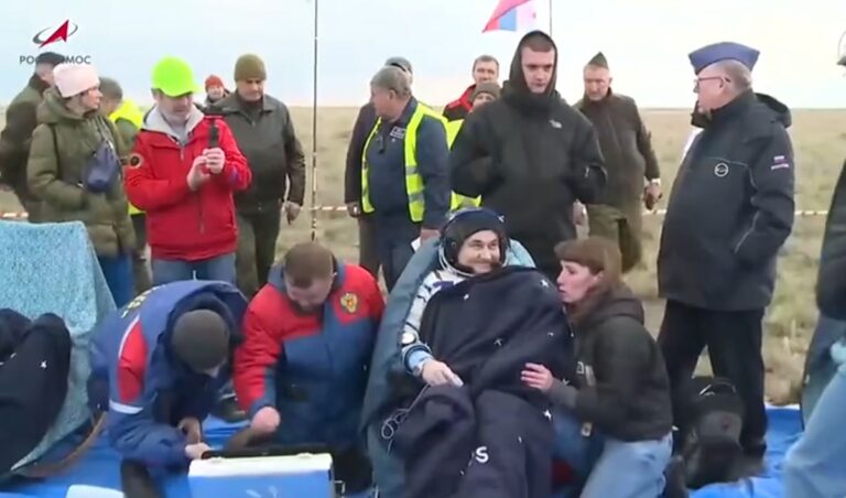 Aos 70 anos, astronauta Don Pettit retorna do espaço após missão de sete meses