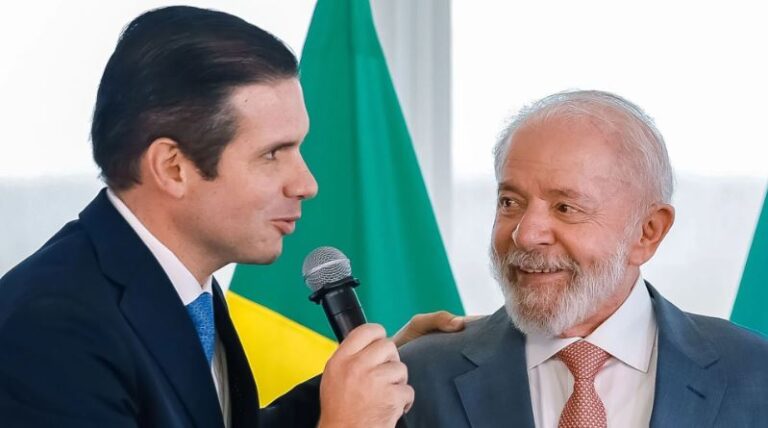 Jantar de presidente da Câmara e Lula teve vinho de R$ 1,2 mil a garrafa
