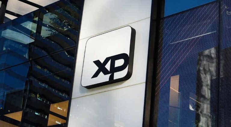 XP lança novos investimentos em dólar para brasileiros