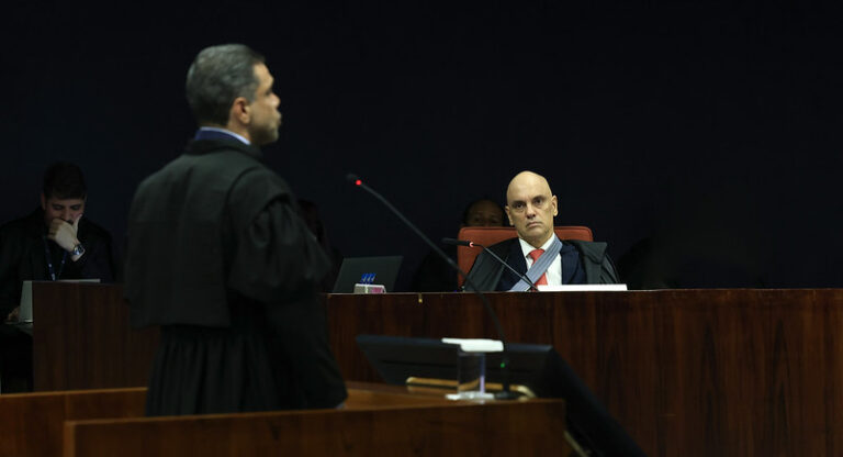STF torna réus mais 10 por acusação de ‘tentativa de golpe’; 2 militares são liberados