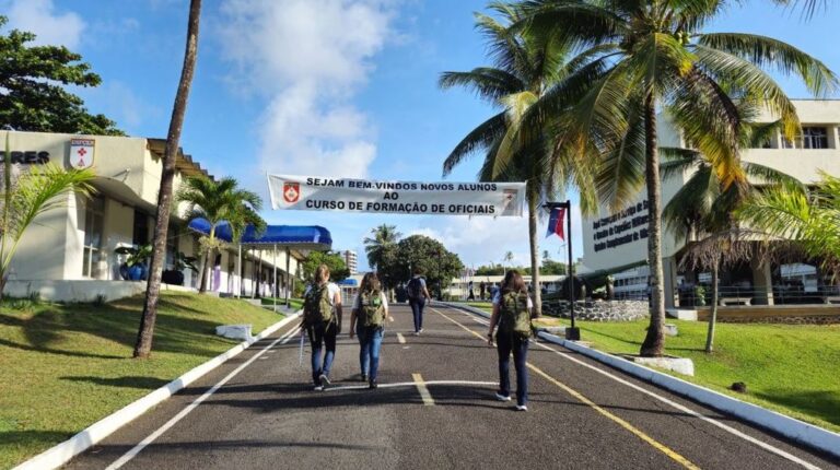 Exército abre concurso público de nível superior para formar oficiais