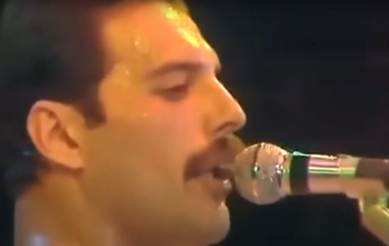 Filha desconhecida de Freddie Mercury é revelada aos 48 anos