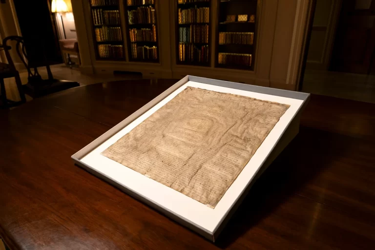 Harvard anuncia que cópia da ‘Carta Magna’ é, na verdade, original