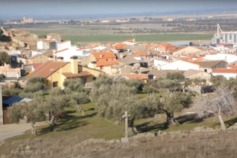 Cidadezinha na Europa tem casas em torno de R$ 77 mil