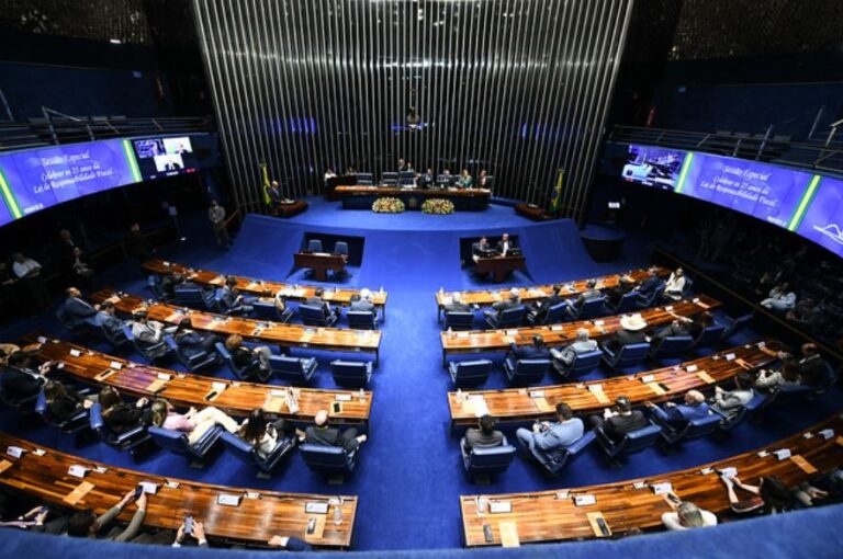 Senado vai bancar seis Senadores em fórum de Gilmar Mendes