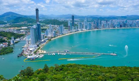 Santa Catarina lidera migração interna no Brasil e atrai milhares de novos moradores