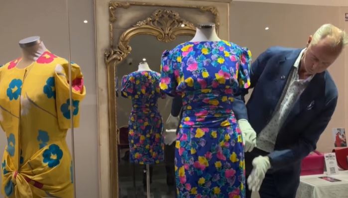 Peças icônicas da princesa Diana vão a leilão nos EUA
