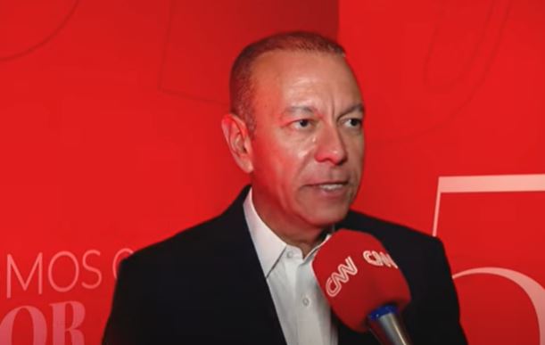 Presidente do Bradesco critica aumento de impostos e defende corte de gastos