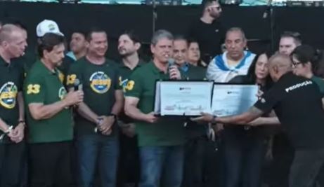 Tarcísio sanciona Lei que torna Marcha para Jesus patrimônio cultural de SP