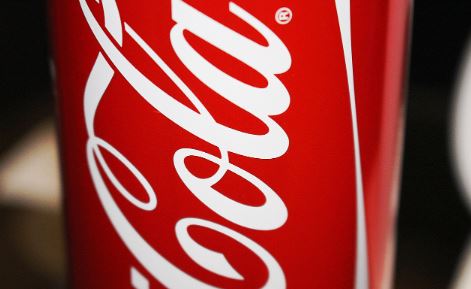 Trump anuncia mudança na fórmula da Coca-Cola nos EUA