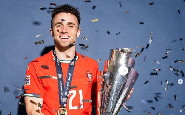 Diogo Jota, jogador do Liverpool e da Seleção Portuguesa, morre em acidente de carro