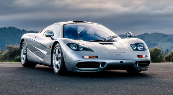 McLaren F1 rara de 1997 vai a leilão com lance que pode quebrar recorde