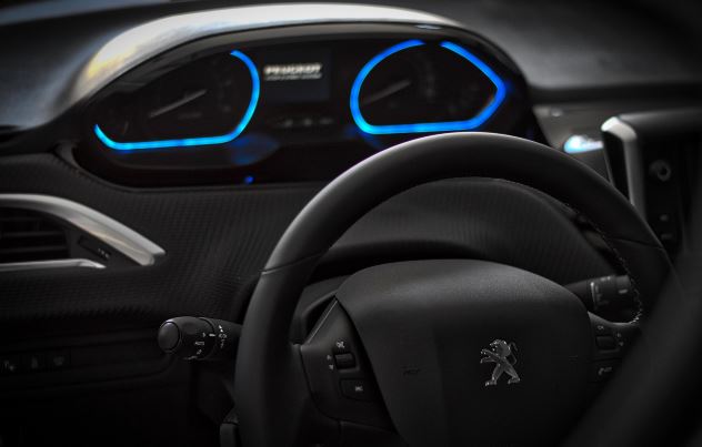Peugeot convoca recall de dois modelos por risco de incêndio no motor