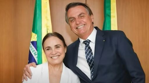 Regina Duarte relembra passagem pela Cultura no governo Bolsonaro: “Foi pouco, mas me orgulho”