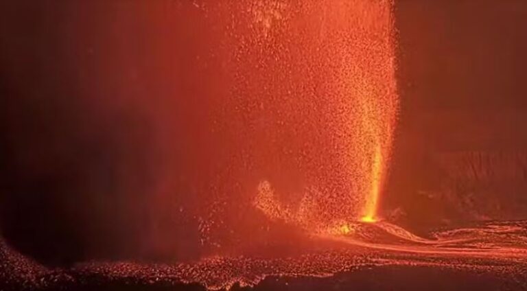 Vulcão Kilauea entra em erupção no Havaí com jatos de lava de até 365 metros