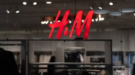 Varejista H&M abre 1ª unidade no Brasil, com fila e contagem regressiva