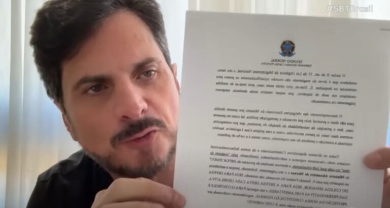Marcos do Val desafia Moraes, faz live e corre risco de prisão