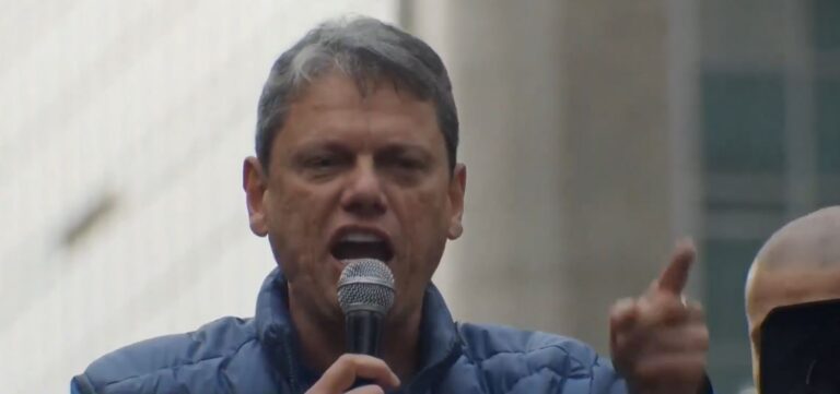 Tarcísio detona Haddad após críticas a SP: ‘ah, tá de brincadeira!’
