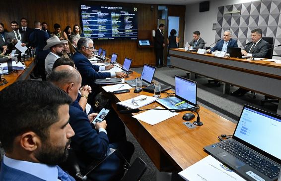 CPMI do INSS pede ao STF prisão preventiva de 21 pessoas