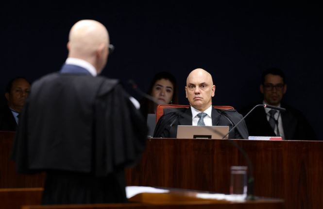 Advogado surpreende ao declarar simpatia por Bolsonaro e Alexandre de Moraes