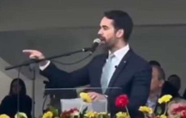 Eduardo Leite critica escolha do PSD por Caiado: “desencanta a mim”