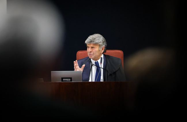 Fux indica absolvição de Bolsonaro por abolição do Estado de Direito