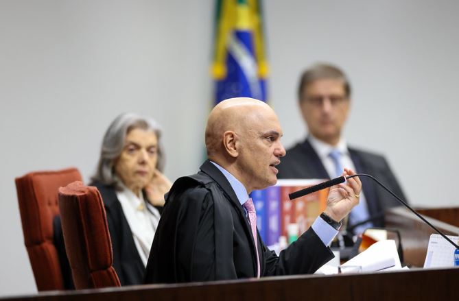 Inelegibilidade e patente: os novos pedidos de Moraes contra Bolsonaro