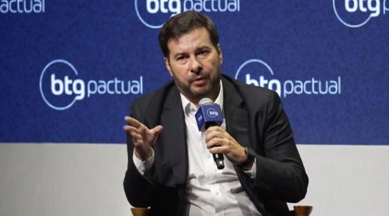 Rodrigo Maia: “somos de direita”