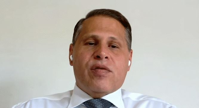 Em derrota de Moraes, Itália retira cautelares de taglaiferro