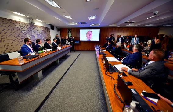 Senadores cobram nova CPI após denúncias de ex-assessor de Moraes