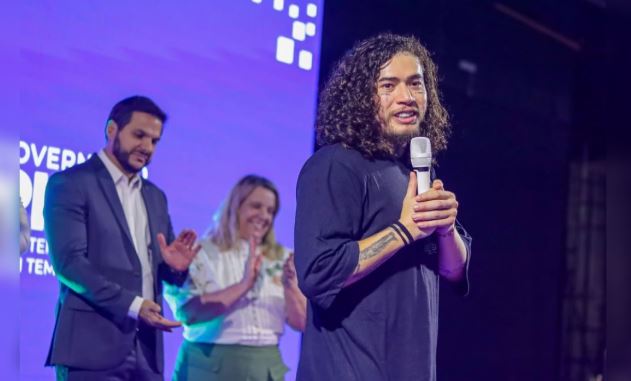Whindersson ironiza apuração sobre contrato de R$ 11 milhões : ‘papuda me espera’