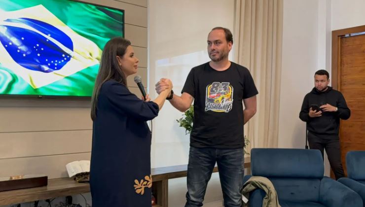 Carlos se manifesta novamente sobre impasse com Carol De Toni