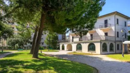 Casa de verão de Benito Mussolini será leiloada na Itália
