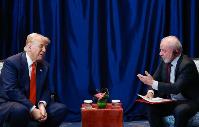 Lula pede ‘ajuda’ de Trump para explorar terras raras no Brasil
