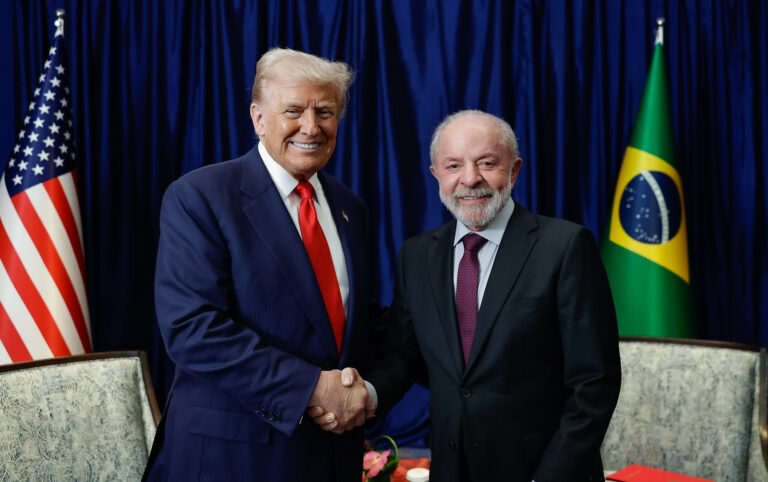 Lula e Trump conversam ao telefone por 50 minutos; Saiba detalhes