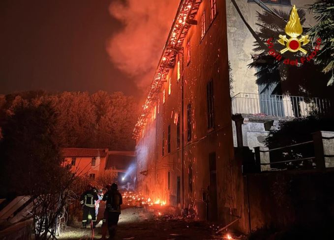 Mosteiro da 1º comunhão de Carlo Acutis é devastado por incêndio