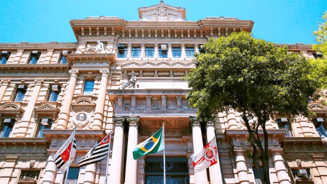 STF autoriza parentes de juízes em cargo de assistente no TJ/SP