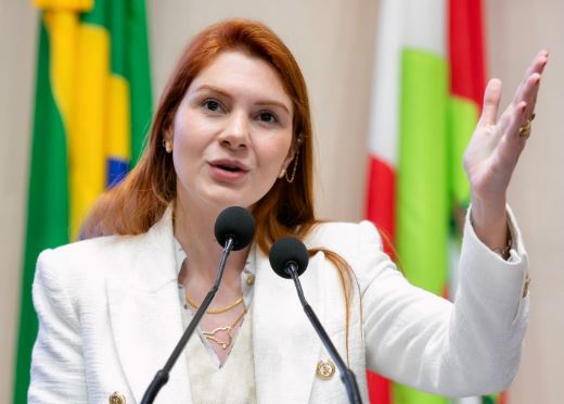 Campagnolo (PL) sugere que Carlos Bolsonaro seja Senador ‘pelo Acre ou Roraima’