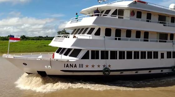 Deputado aciona PGR e TCU para apurar barco de Lula na COP30: ‘esbanjador’