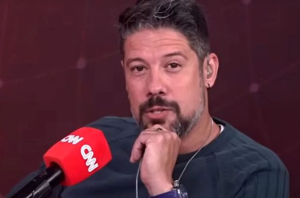 Jornalista da CNN desabafa após ser vítima de assalto; Assista