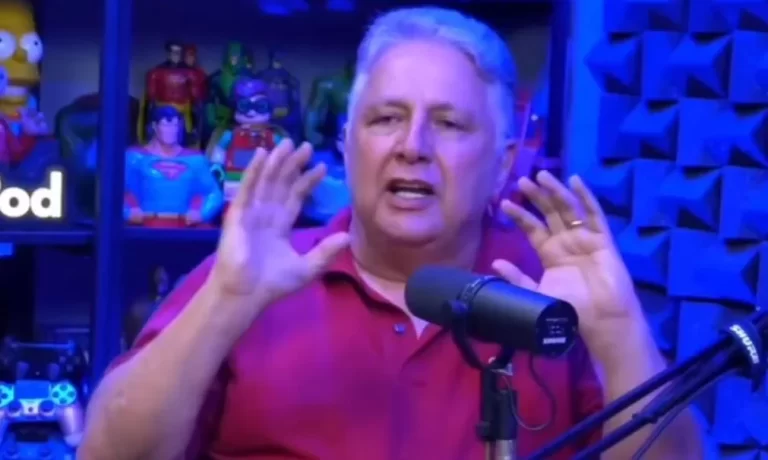 Garotinho dá aula sobre como funciona o ‘Sistema’ no Brasil