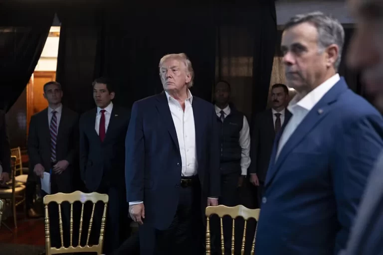 Trump: “Cuba vai cair muito em breve”