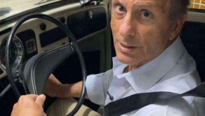 Ex-deputado vai a Brasília de Fusca 75 em protesto contra vistoria veicular
