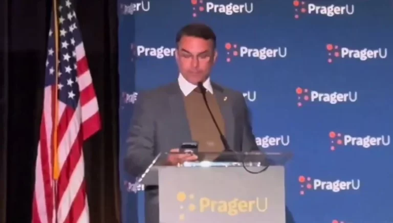 Nos EUA, Flávio confirma candidatura no lugar de Bolsonaro; Assista