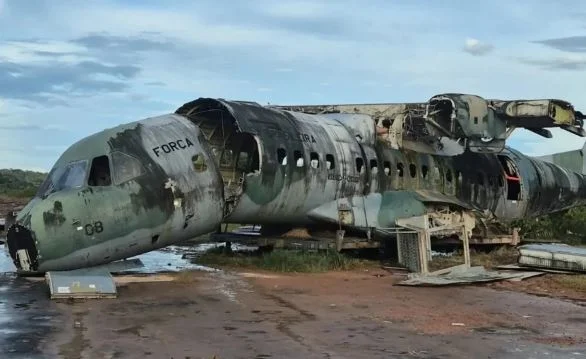 FAB leiloa sucata de avião militar que caiu em Surucucu