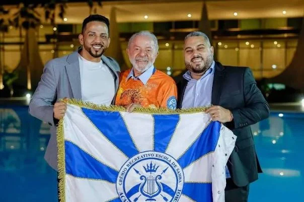 TCU recomenda barrar verba federal a escola de samba que homenageará Lula