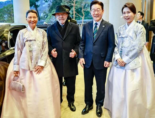 Trajes de Janja e Lula na Coreia do Sul chamam a atenção nas redes