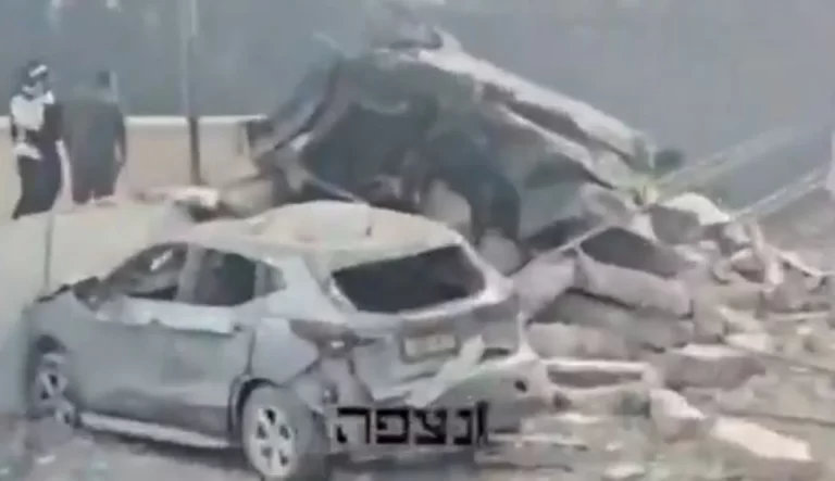 Mísseis do Irã atingem Israel e causam mortes e feridos